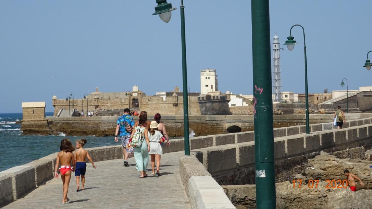 Apartamento Fenicia Con Aparcamiento Incluido Vistas Al Mar Cadiz Exterior photo